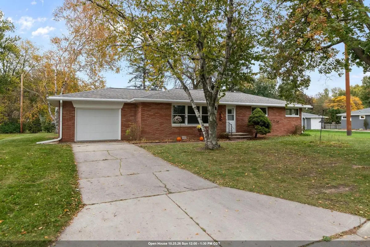 3623 S CLAY STREET, Green Bay, WI 54301 - #1
