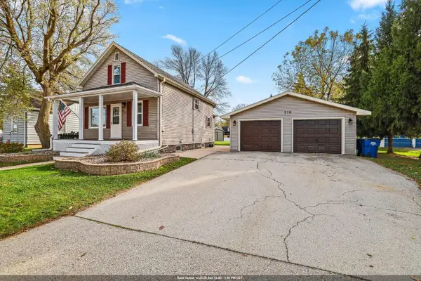 310 W PULASKI STREET, Pulaski, WI 54162