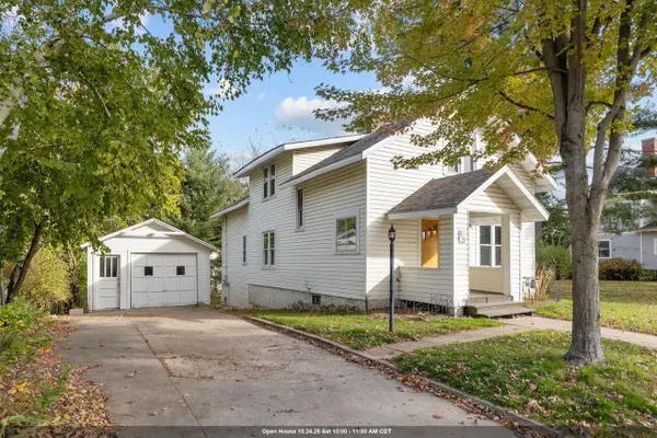 515 S MAIN STREET, Waupaca, WI 54981