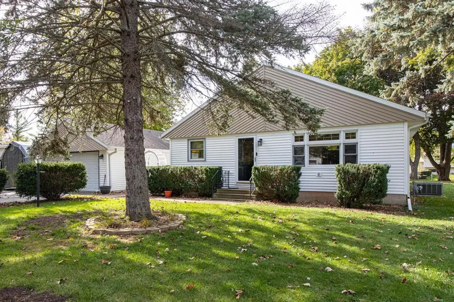 6579 SPRUCE LANE, Winneconne, WI 54986 - #2