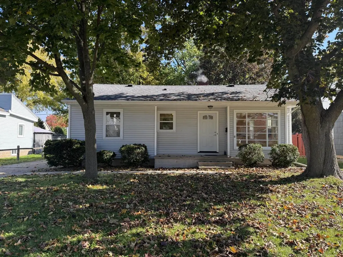 1222 BOWEN STREET, Oshkosh, WI 54901 - #1