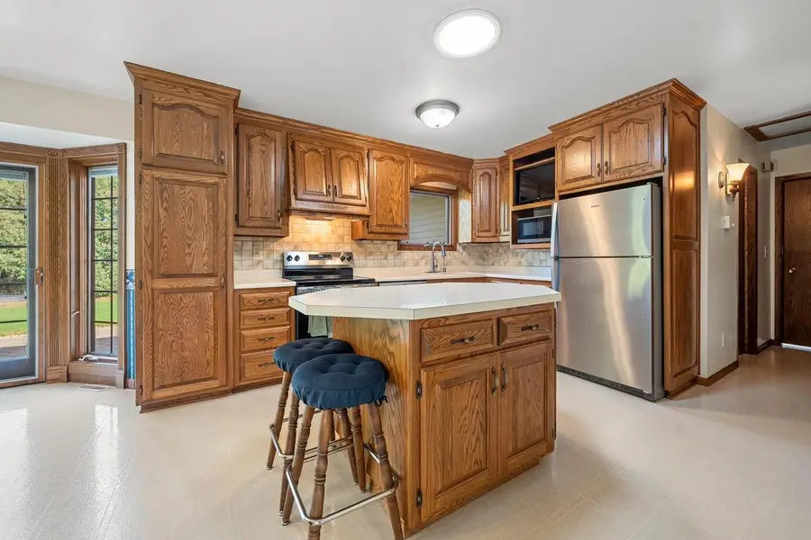 231 E GLENBROOK DRIVE, Pulaski, WI 54162 - #2