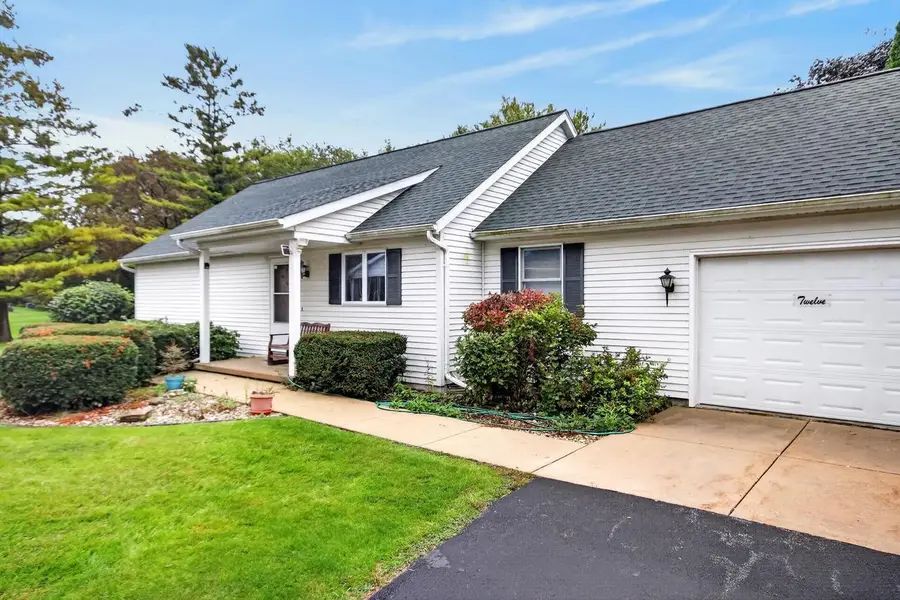 12 LINDEN CIRCLE, Jefferson, WI 53549 - #2
