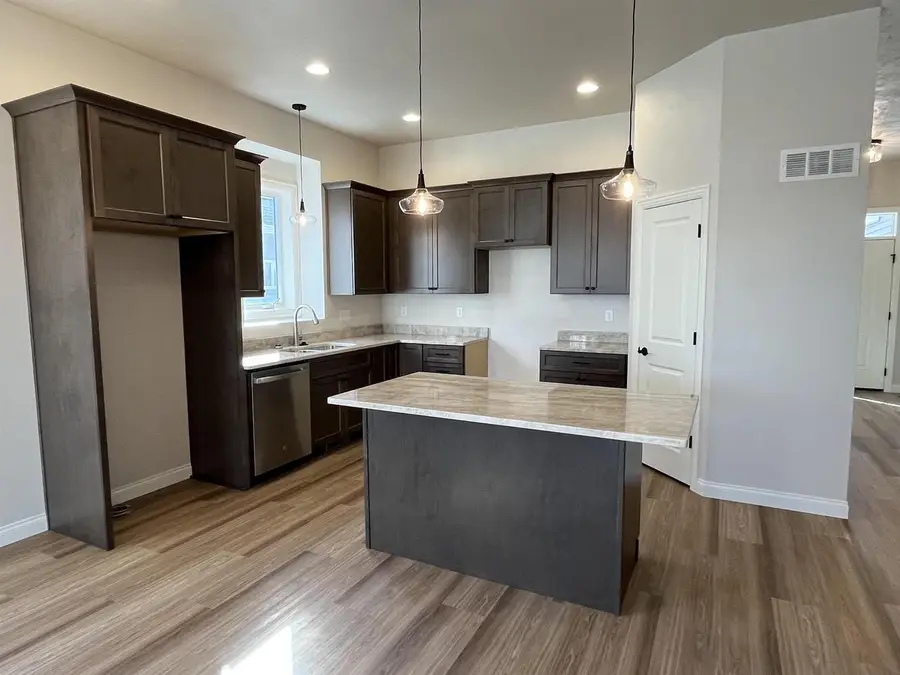 840 W NOVA WAY, Appleton, WI 54913 - #3