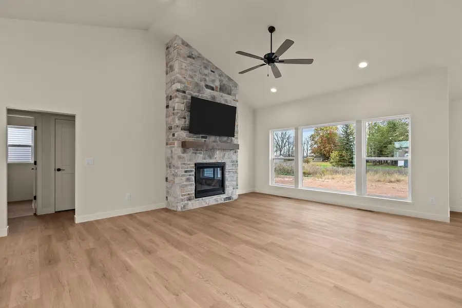 N8856 GALWAY LANE, Menasha, WI 54952 - #3