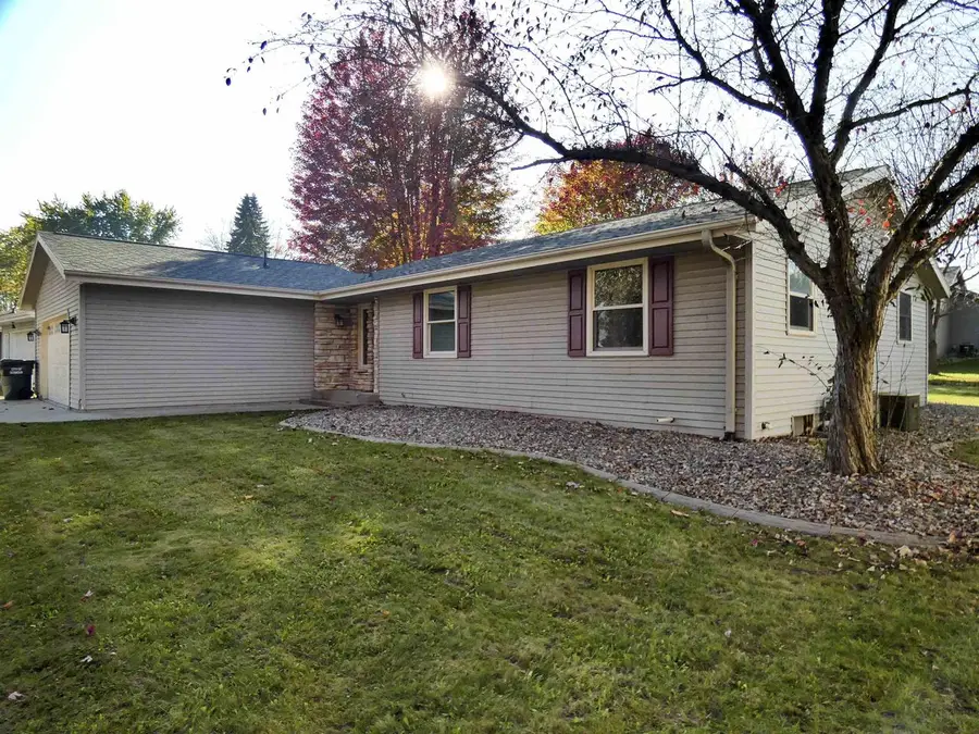 727 WOODSIDE DRIVE, Seymour, WI 54165 - #2