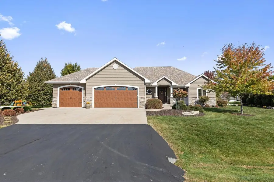 4440 RAVINE WAY, Oshkosh, WI 54904 - #2