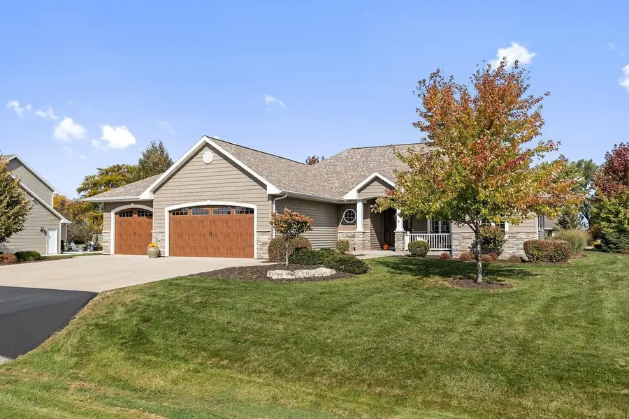4440 RAVINE WAY, Oshkosh, WI 54904 - #3