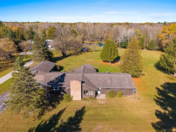 3170 SUNRISE ROAD, Suamico, WI 54313