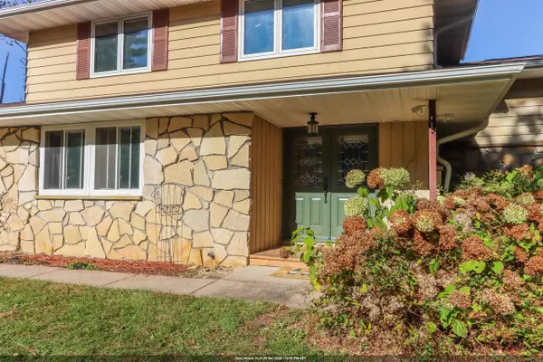 N2799 HEATHER LANE, Waupaca, WI 54989