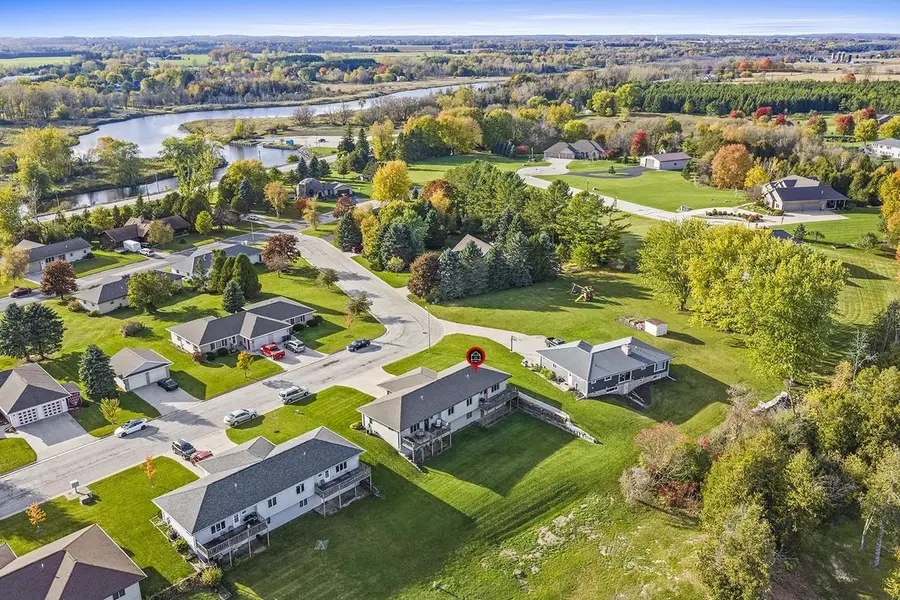 421 N PARK ROAD, Algoma, WI 54201 - #3