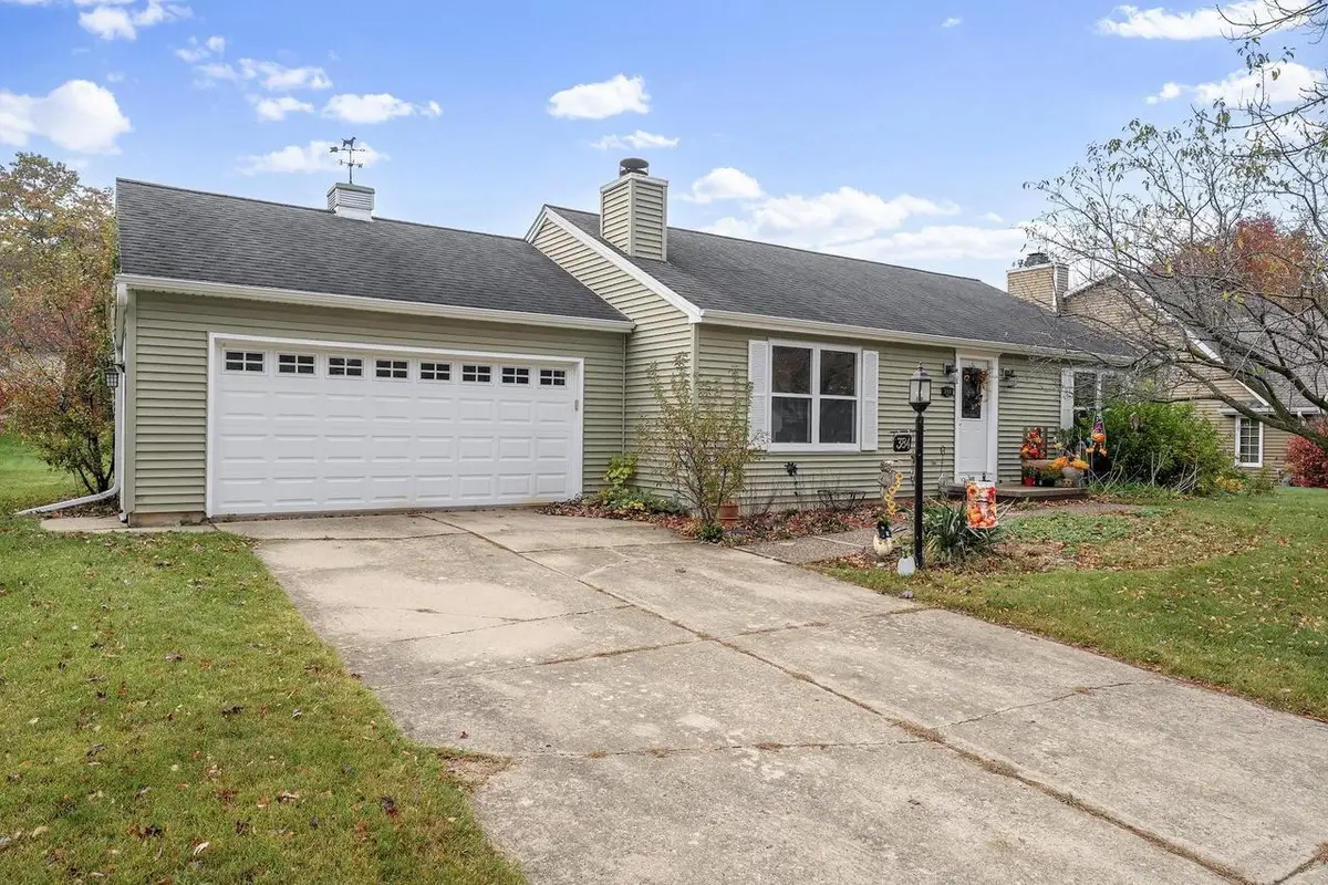 384 WINDWARD ROAD, Green Bay, WI 54302 - #1