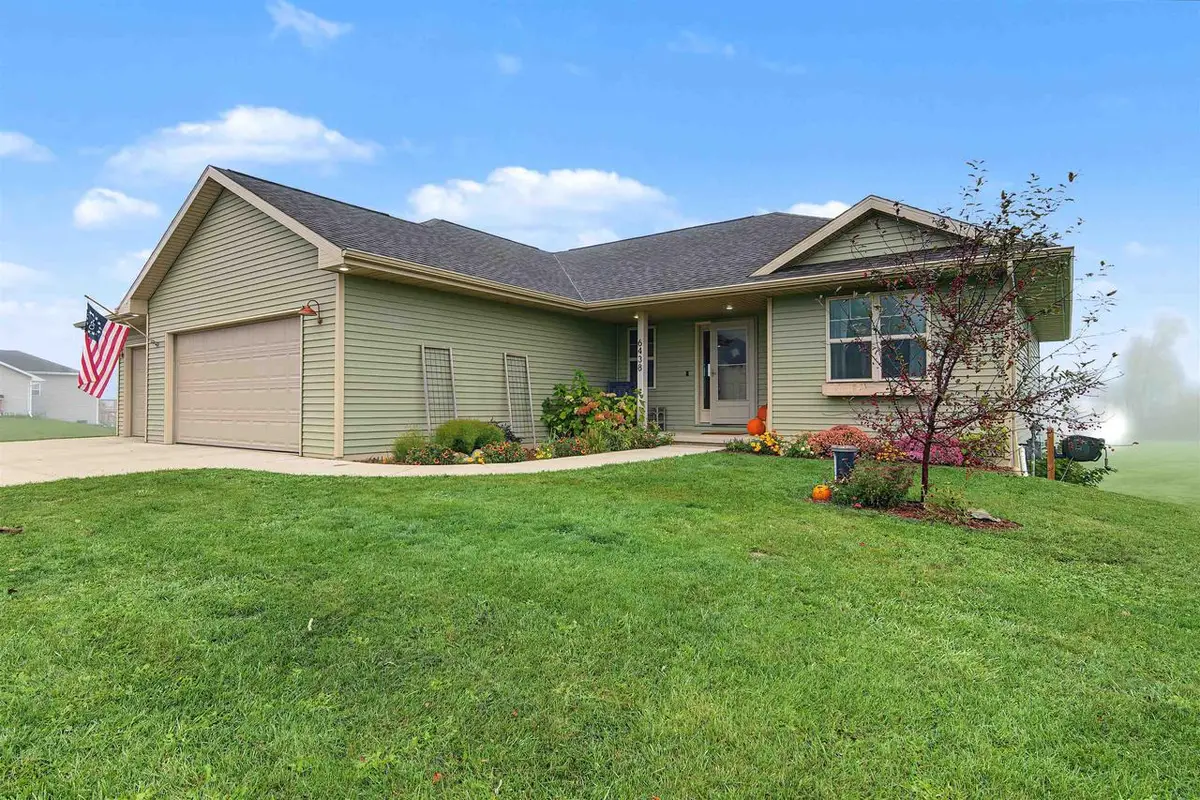6438 MAIN STREET, Abrams, WI 54101 - #1