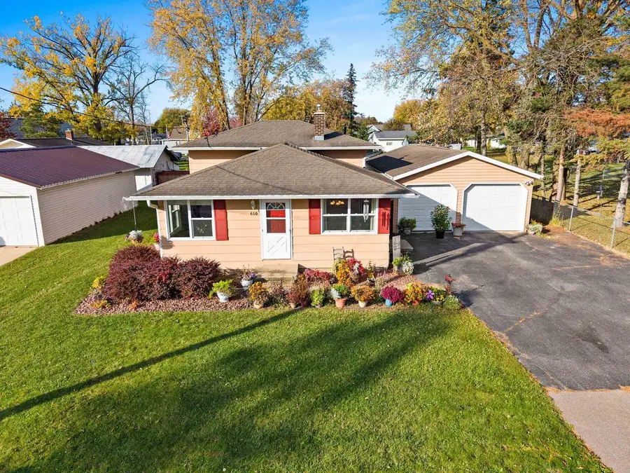 610 2ND STREET, Pulaski, WI 54162 - #3