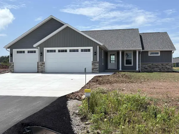 8298 ST NORBERT DRIVE, Neenah, WI 54956