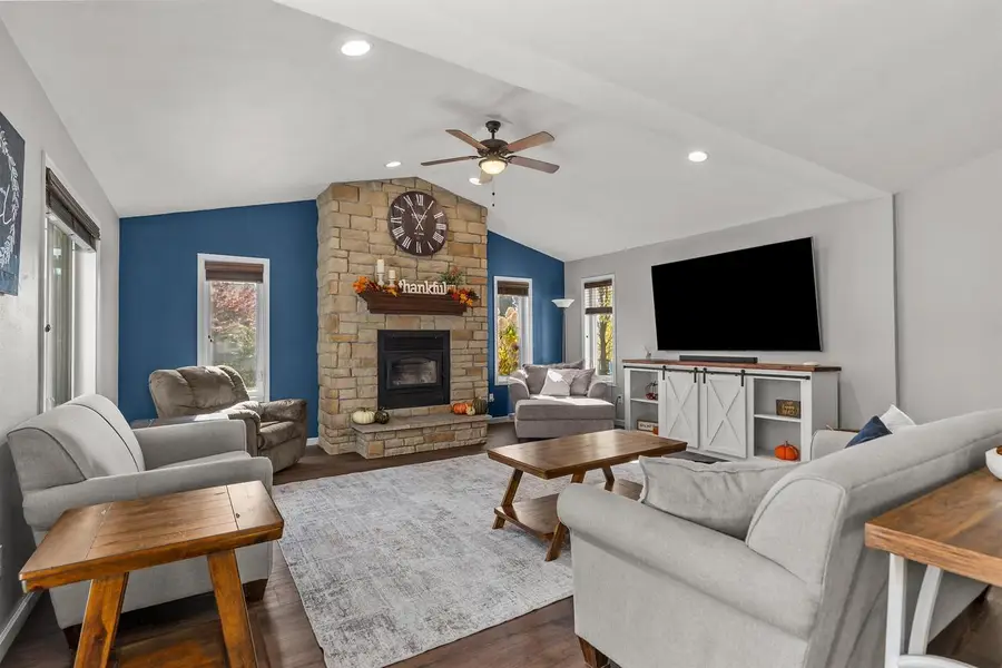 W5797 HOELZEL WAY, Appleton, WI 54915 - #3