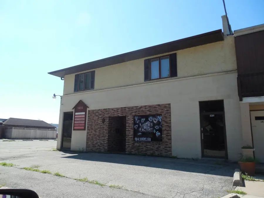 1415 W KAMPS AVENUE, Appleton, WI 54914 - #3