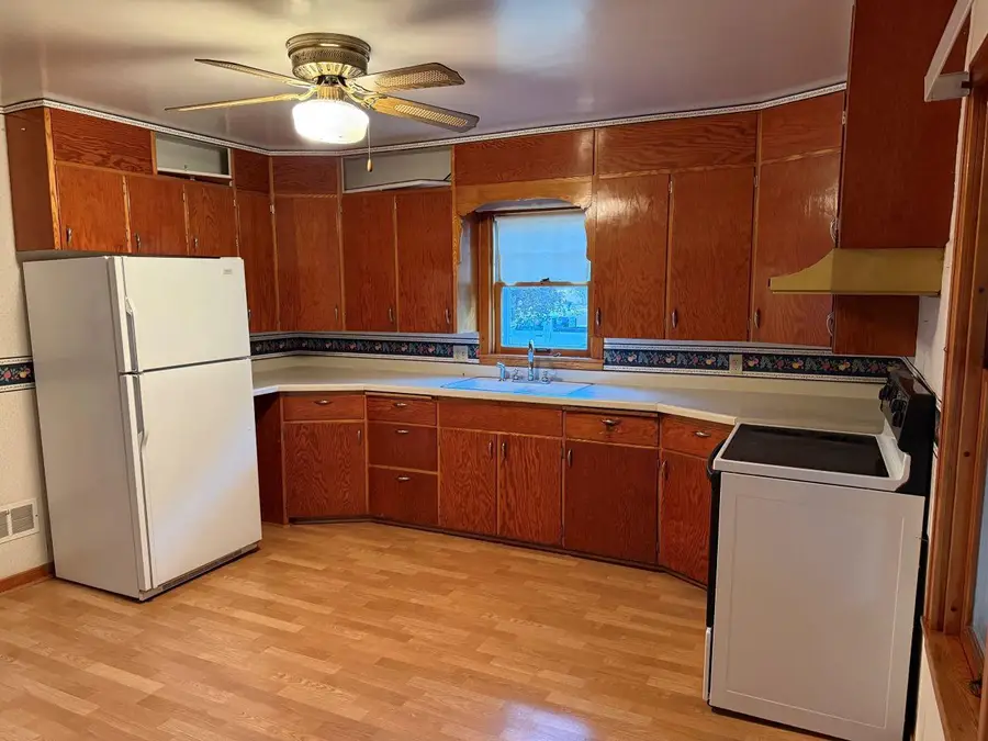 710  3RD STREET, Marion, WI 54950 - #2