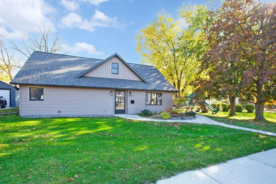 1410 GREEN BAY ROAD, Kaukauna, WI 54130 - #2