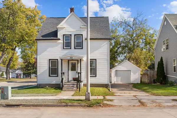 103 S SEYMOUR STREET, Fond Du Lac, WI 54935