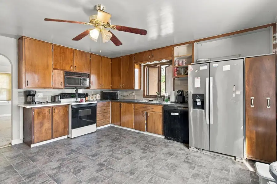540 W SCOTT STREET, Fond Du Lac, WI 54937 - #2