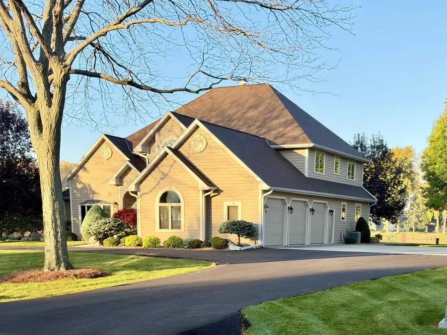 N8212 ASHBERRY AVENUE, Fond Du Lac, WI 54937 - #3