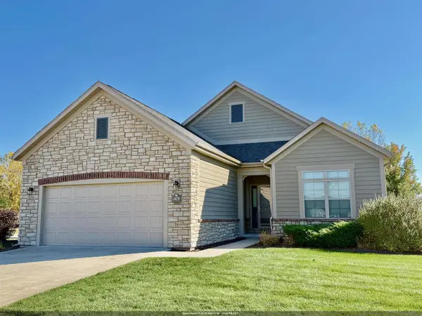 2475 E GLENHURST LANE, Appleton, WI 54913