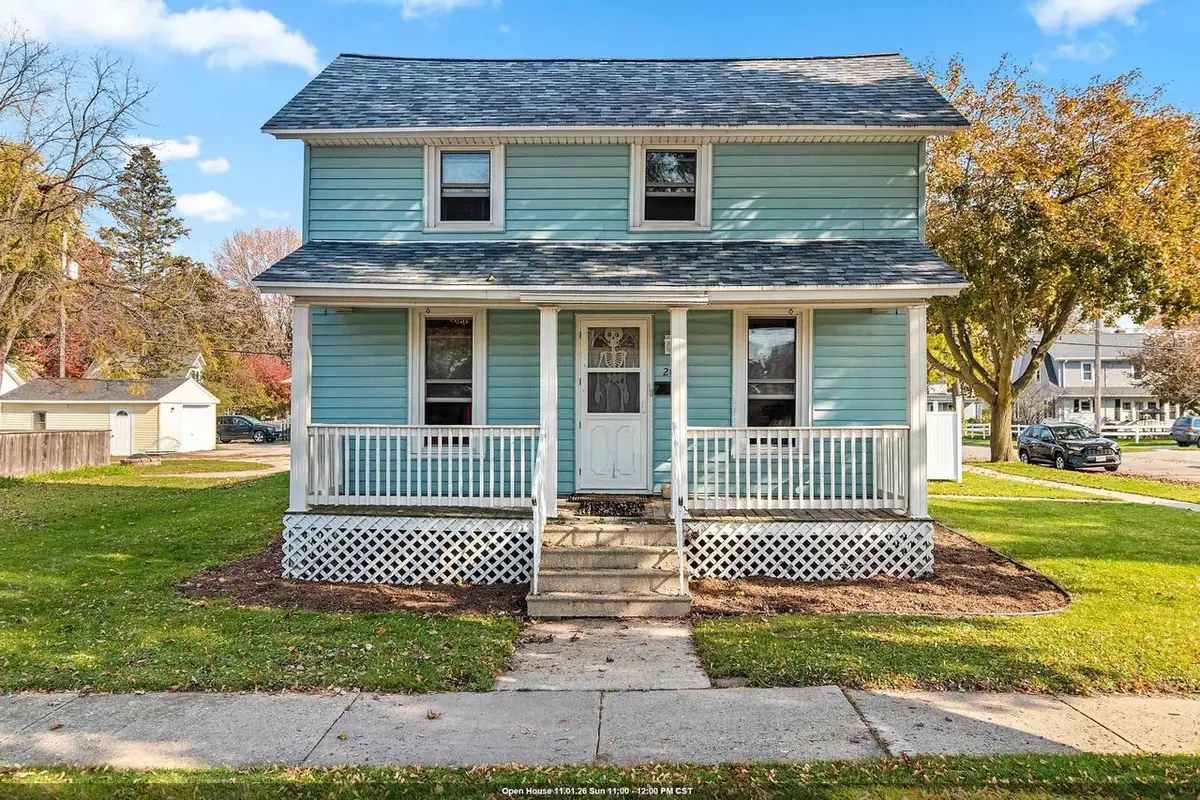 202 N SUPERIOR STREET, De Pere, WI 54115 - #1