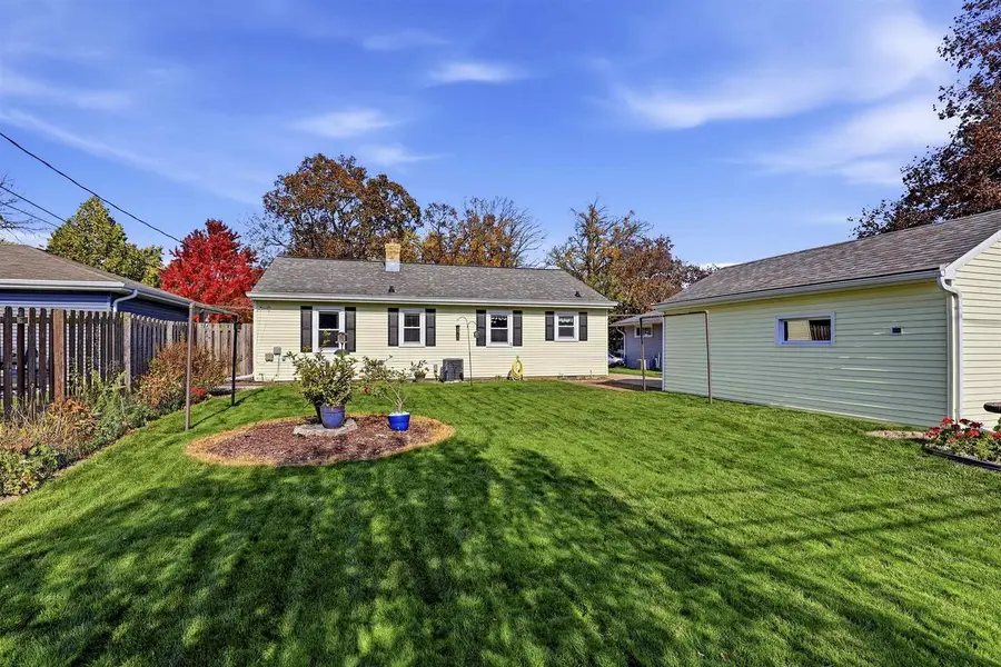 1125 E FRANCES STREET, Appleton, WI 54911 - #3