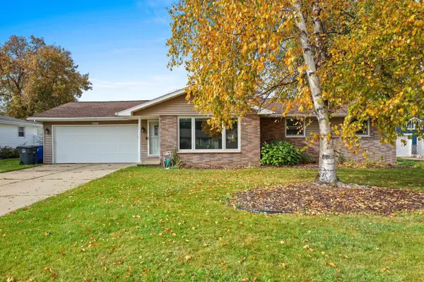 2222 BARBERRY LANE, Green Bay, WI 54304