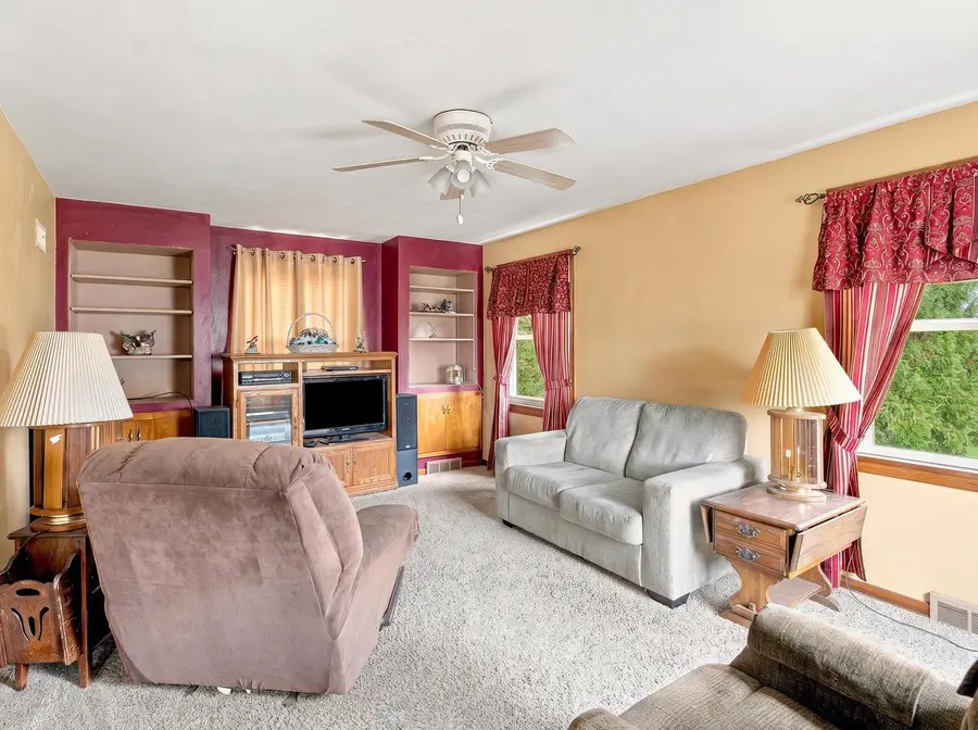109 N 8TH STREET, Hilbert, WI 54129 - #3