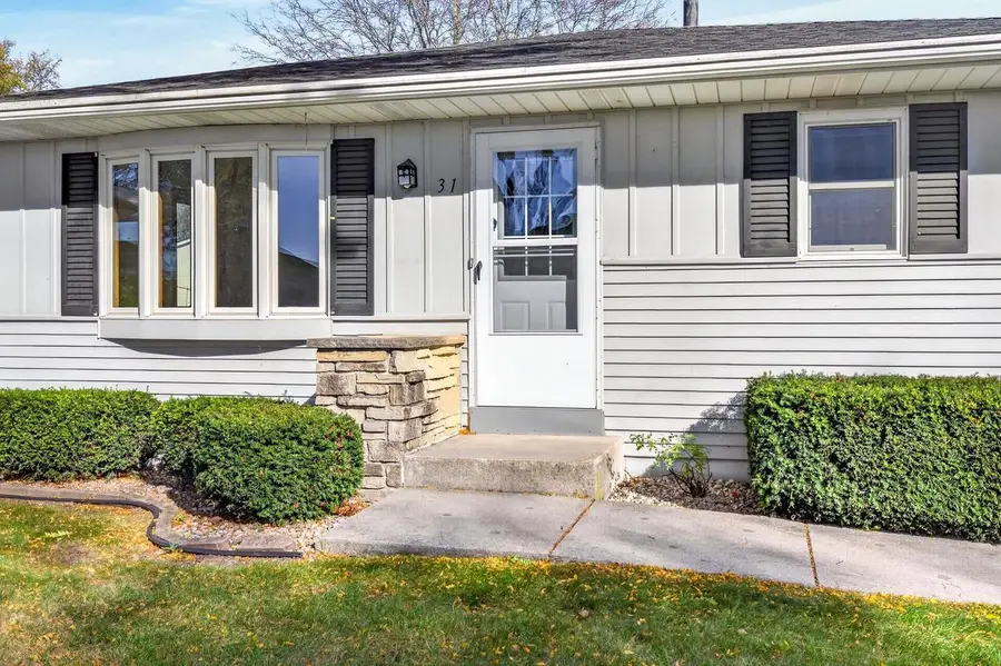 31 HERITAGE LANE, Fond Du Lac, WI 54935 - #2