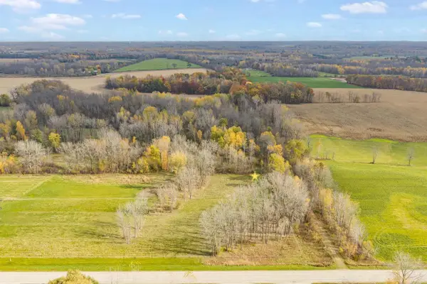 5884 COUNTY RD J, Oconto, WI 54153