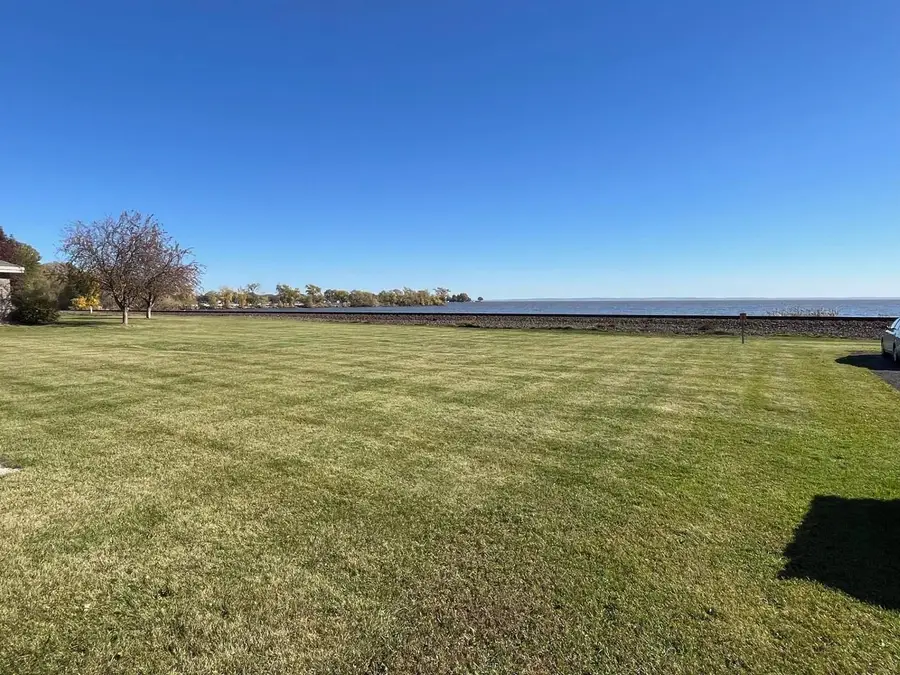 S MAIN STREET, Oshkosh, WI 54902 - #3