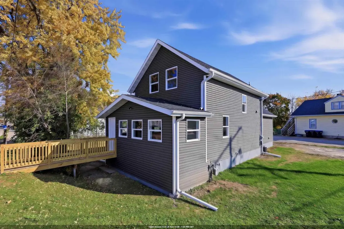 324 W WINNECONNE AVENUE, Neenah, WI 54956 - #1