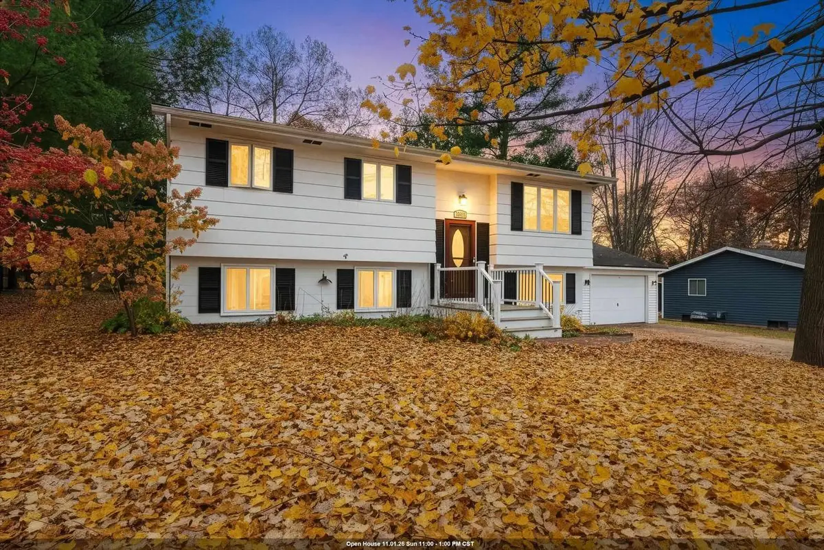 1506 E LIEG AVENUE, Shawano, WI 54166 - #1