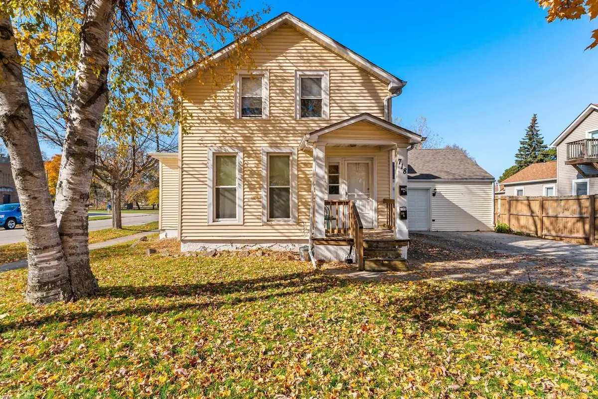 718 S OAKLAND AVENUE, Green Bay, WI 54304 - #1