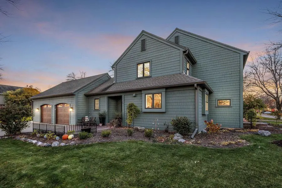 1025 E WOODCREST DRIVE, Appleton, WI 54915 - #3