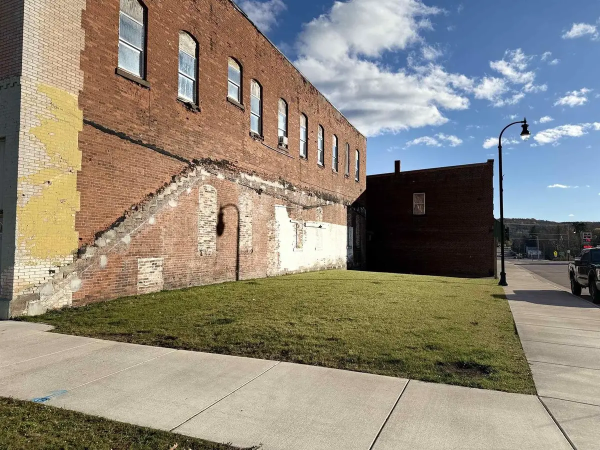 100 Main St S, Mellen, WI 54546 - Image #1