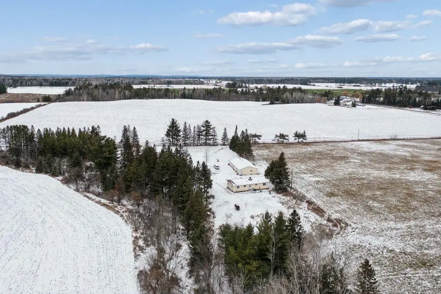 60609 Argo Rd, Mason, WI 54856 - Image #2