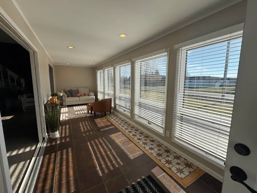 1217 N 33rd St, Superior, WI 54880 - Image #2