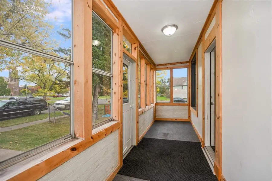 1623 Ogden Ave, Superior, WI 54880 - Image #2