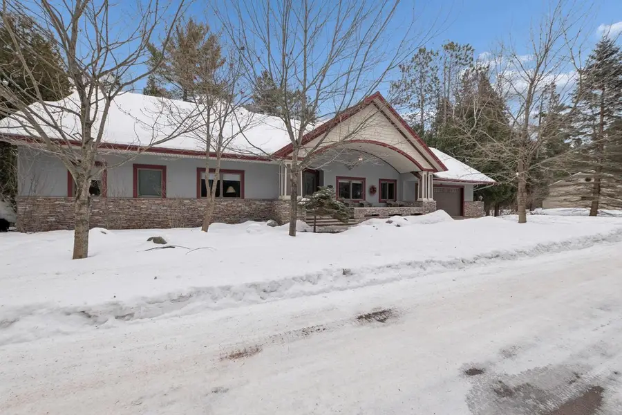 4 Kilner Bay Dr, Superior, WI 54880 - Image #3