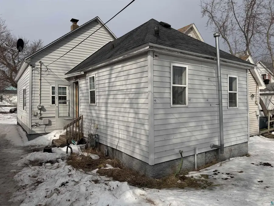 1720 Iowa Ave, Superior, WI 54880 - #2