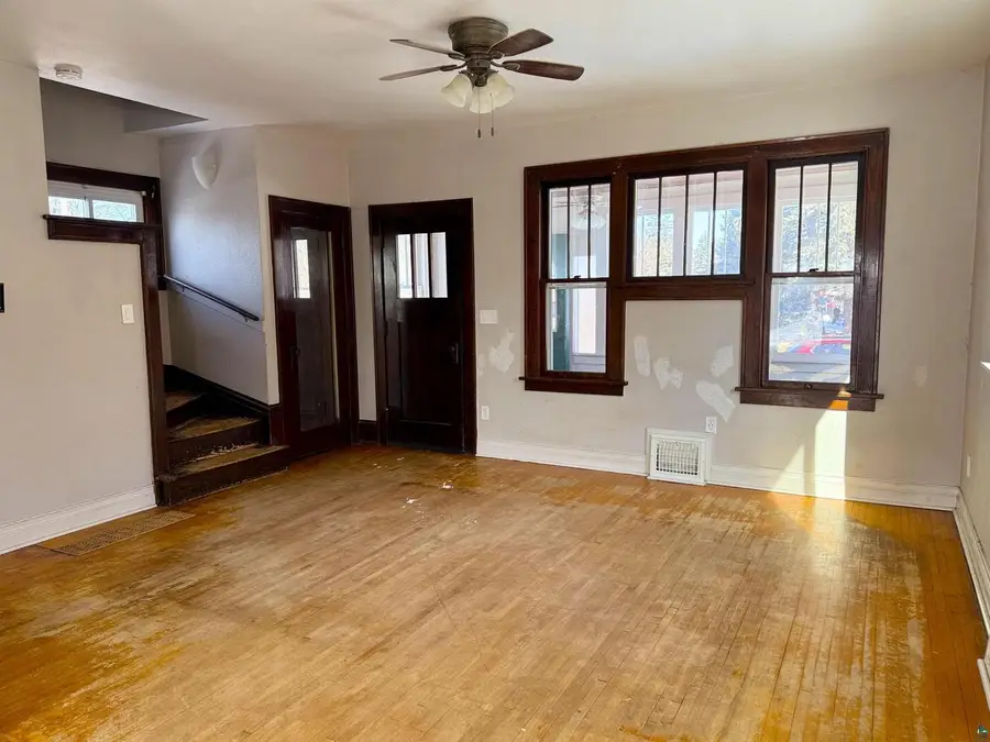 644 N 22nd St, Superior, WI 54880 - #2