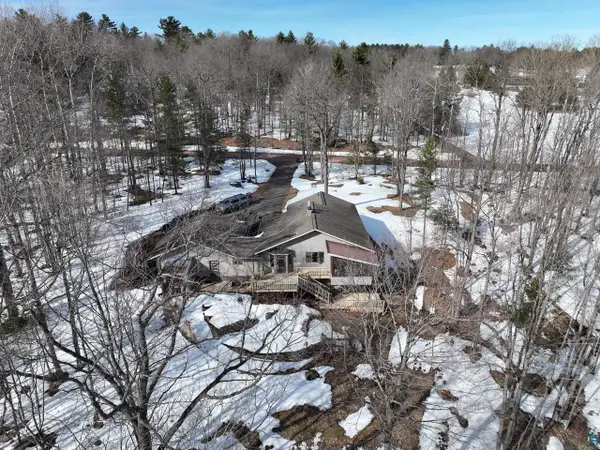 610 Hillside Dr, Washburn, WI 54891