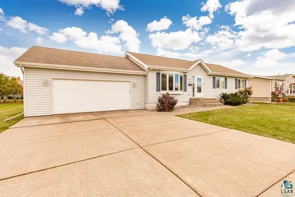 2020 E 11th St, Superior, WI 54880