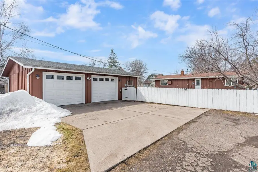 2010 Garfield Ave, Superior, WI 54880 - #3