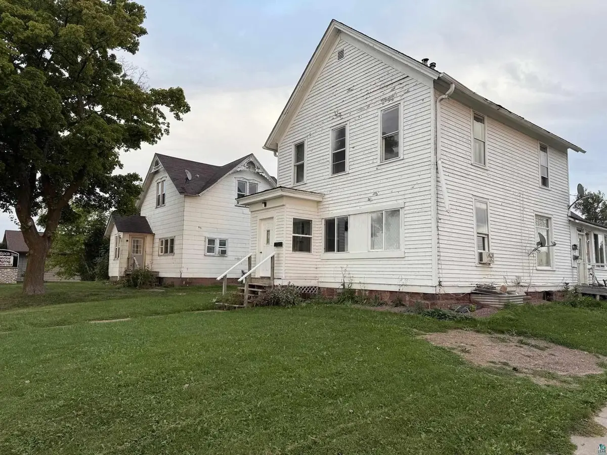 1218 & 1222 Lake Shore Dr W, Ashland, WI 54806 - #1