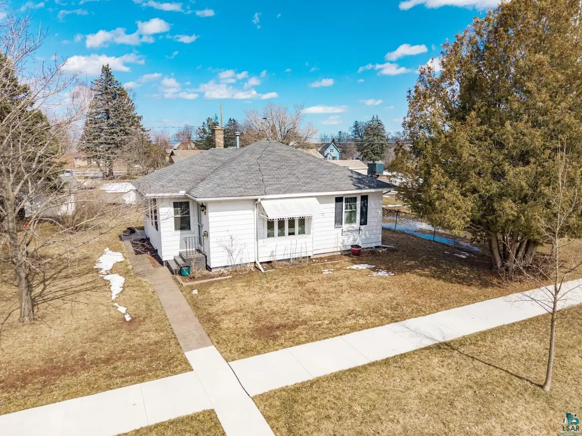 2715 E 6th St, Superior, WI 54880 - #1